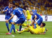 球队备战欧洲杯资格赛，战术布置周密