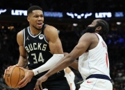 关于欧文陷入低谷，字母哥连败，掘金球队命运悬念！的信息