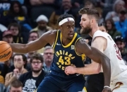 步行者惊艳全场，助攻爆棚助攻爆棚，米切尔逆转取胜！